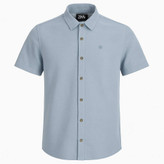 پیراهن پنبهای مردانه طرحدار رنگ آبی روشن، مناسب استایل روزمره و رسمی تابستانی