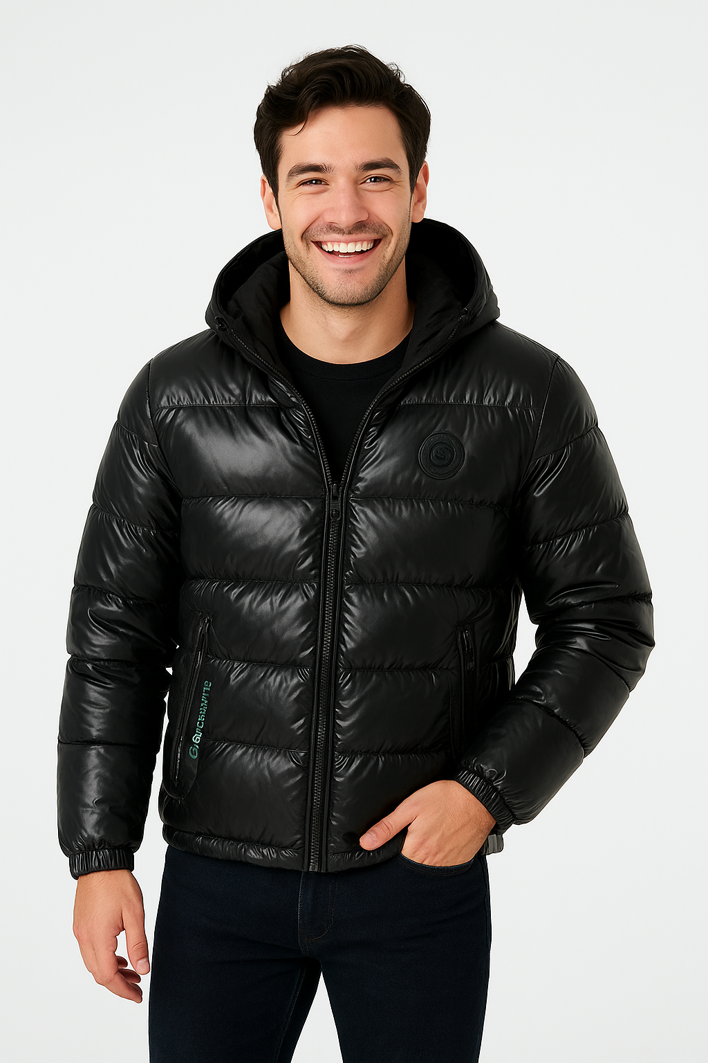 کاپشن سلیکونی مردانه مشکی براق با طراحی مدرن و کلاه، مناسب استایل زمستانی