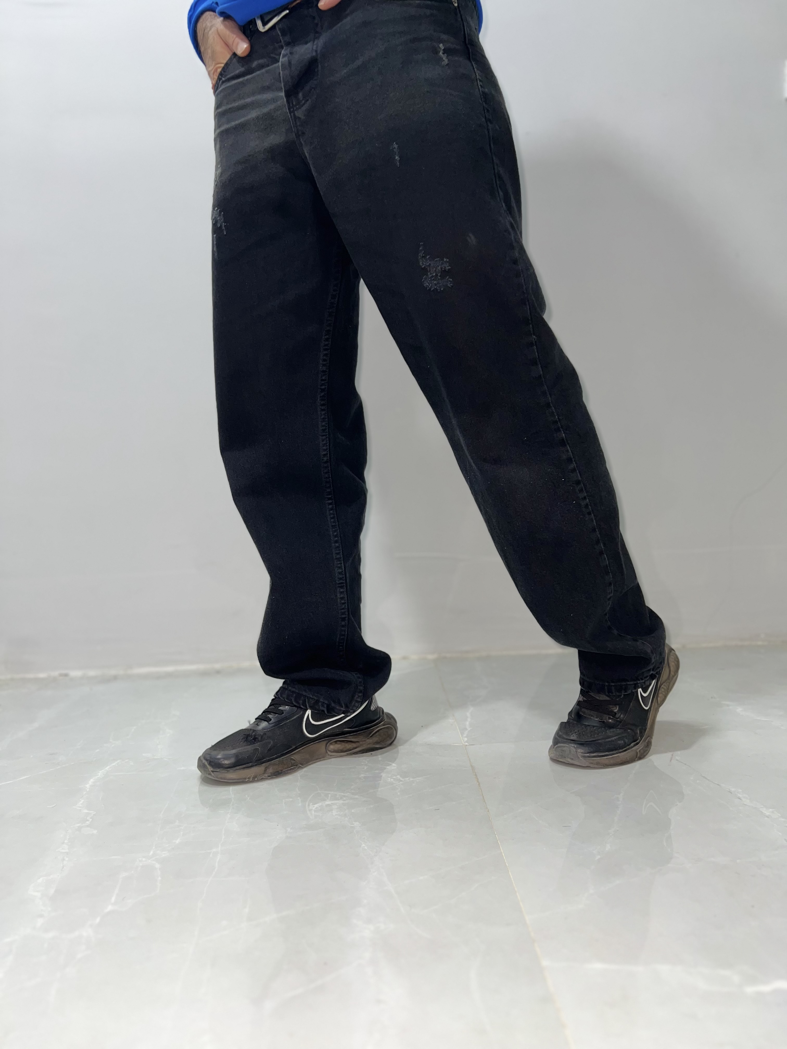 تصویر شلوار نیم‌بگ ذغالی مردانه سایز ۴۰ تا ۵۰ با تنخور آزاد و اسپرت